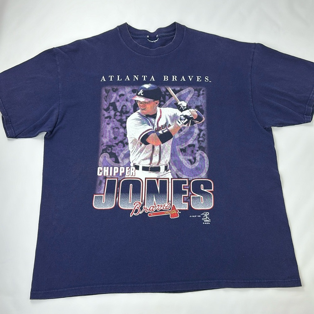Atlanta Braves Chipper Jones Navy Blue MLB T. Measures as XXL.